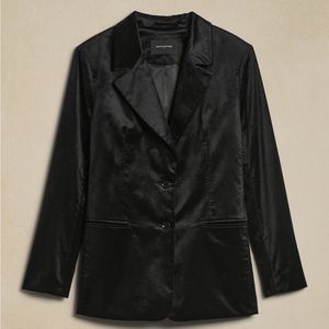 Boyfriend Velvet Blazer